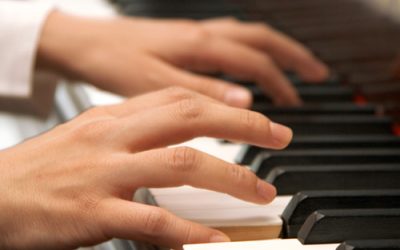 Musica e lingue 2N (aperto anche agli studenti non vedenti)